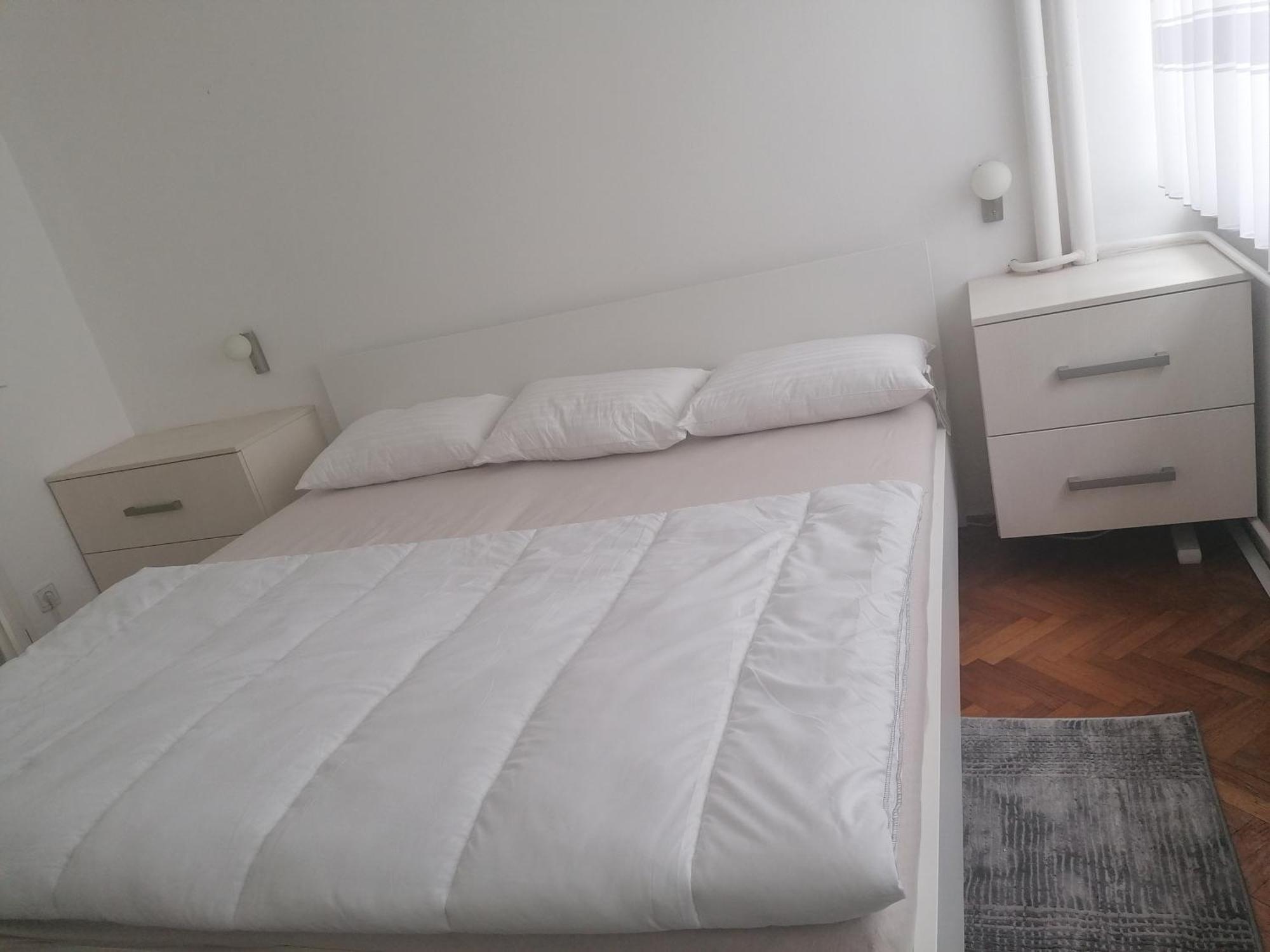 Tina Apartamento Karlovac Exterior foto